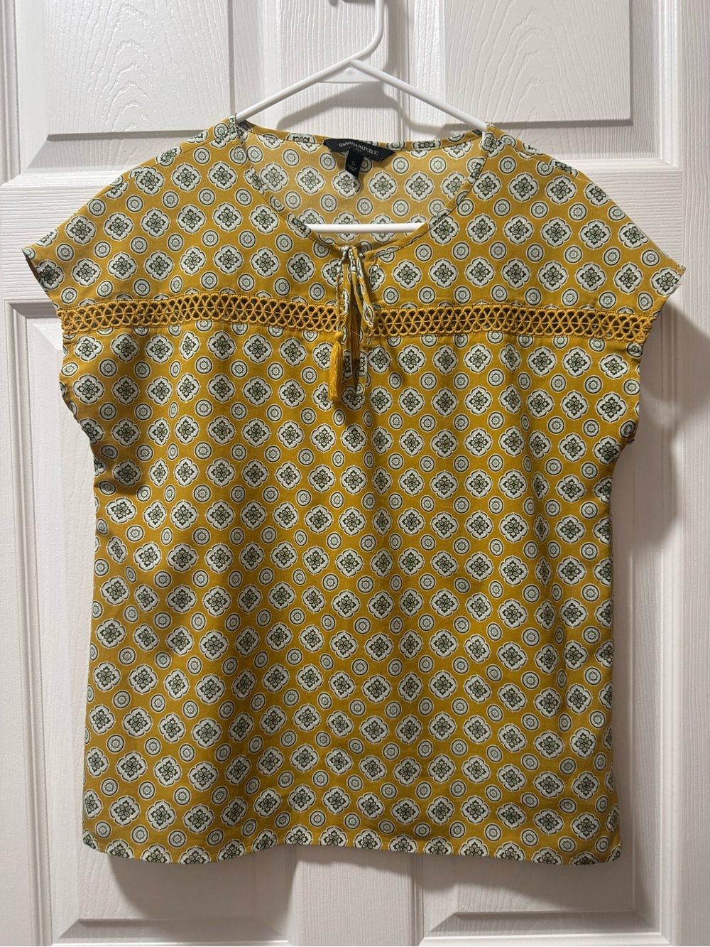 Banana Republic Yellow Patterned Crochet-Yoke Tie-Neck Blouse